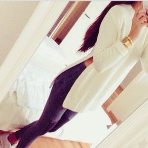 Long sleeve pullover sweater white